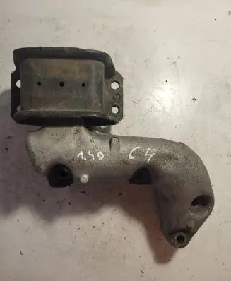 Peugeot 307 Engine mount bracket 9636583980 9636270080 9635845880