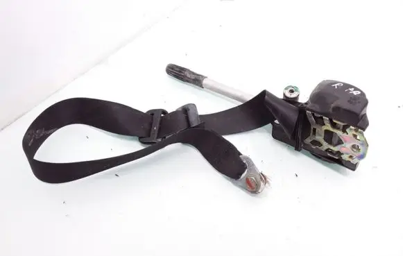 Mercedes-Benz E W124 Front seatbelt