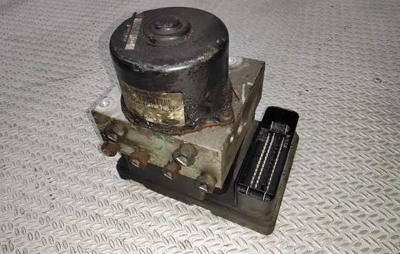 Ford Focus ABS Pump 10092501193 5WK84031