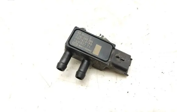 Peugeot 2008 I Exhaust gas temperature sensor 0281006300 9677816180