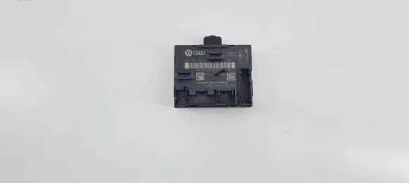 Audi A8 S8 D4 4H Door control unit/module 4H0959792E 4H0959792F