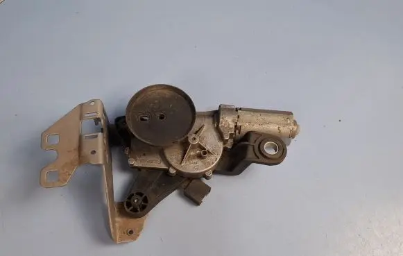 BMW 3 F30 F35 F31 Rear window wiper motor 7311415 0390201231
