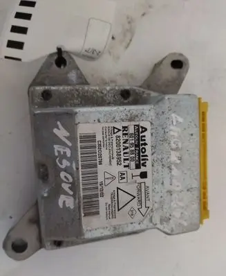 Renault Laguna II Airbag control unit/module 601958800 8200138952