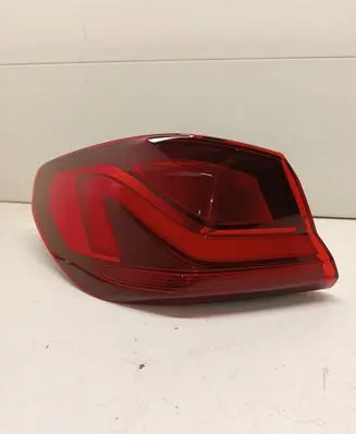 BMW 1 F40 Rear/tail lights 647500