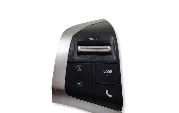 Isuzu D-Max Multifunctional control switch/knob M42233