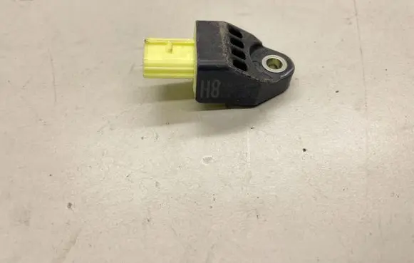 Lexus ES 300h Airbag deployment crash/impact sensor 8983112040 408CD4720