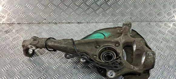 Mercedes-Benz GLC C253 Front wheel hub spindle knuckle 