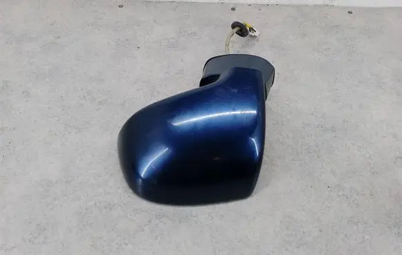 KIA Carens II Front door electric wing mirror