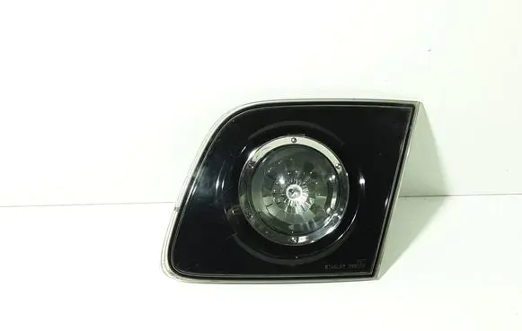 Tailgate rear/tail lights