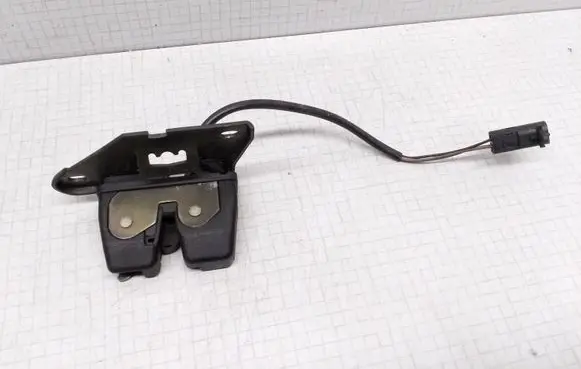 Fiat Punto (188) Tailgate/trunk/boot lock/catch/latch