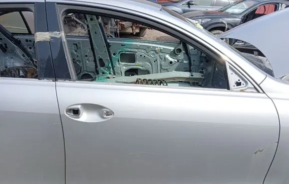 Lexus GS 300 350 430 450H Front door