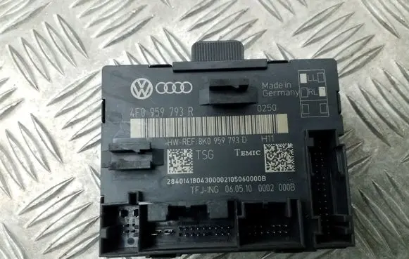 Audi A6 S6 C6 4F Door central lock control unit/module 4F0959793R
