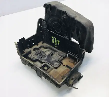 Peugeot 2008 I Battery box tray 