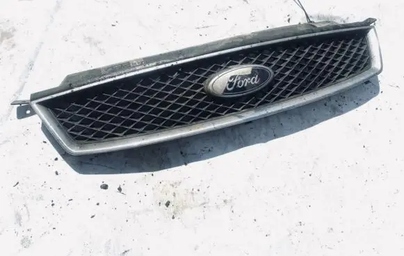 Ford Focus C-MAX Front grill 3m51r8b271ad 3m51-r8b271ad