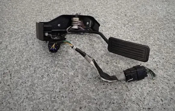 Toyota Corolla Verso AR10 Pedal assembly 