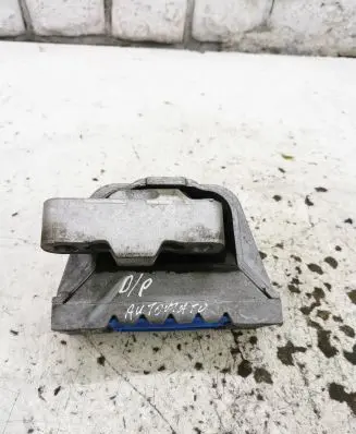 Volkswagen PASSAT B6 Engine mount bracket 1K0199262