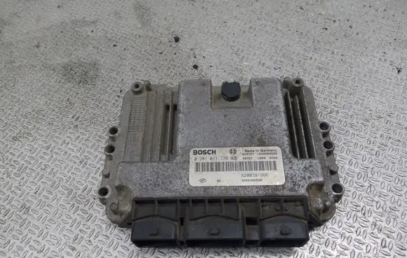 Renault Scenic II - Grand scenic II Engine control unit/module 0281011776 8200391966