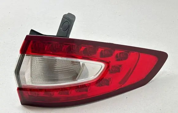 Ford Mondeo MK V Rear/tail lights DS7313404C