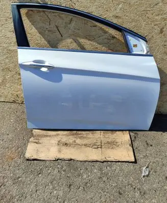 Hyundai i40 Front door 