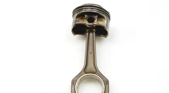 BMW 3 E90 E91 Piston with connecting rod