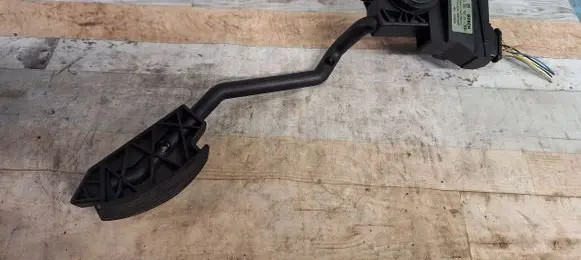 Alfa Romeo 156 Accelerator throttle pedal 46803400 0280752231 481100529
