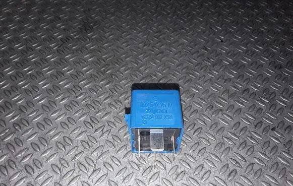 Mercedes-Benz A W169 Other relay 0025422519