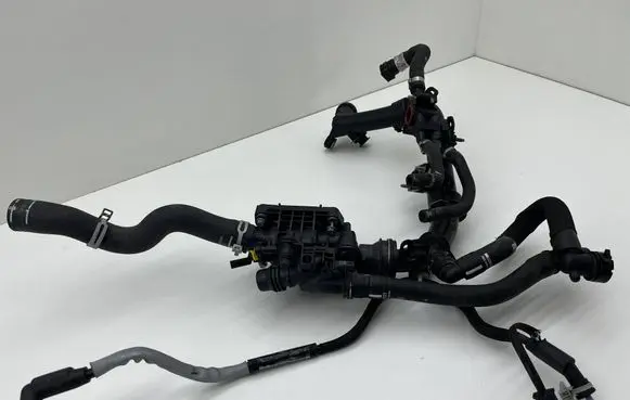 Opel Crossland X Thermostat/thermostat housing 9812113780 9814447280