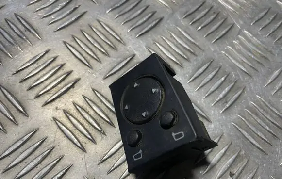 Audi A6 S6 C4 4A Wing mirror switch 4A0959565