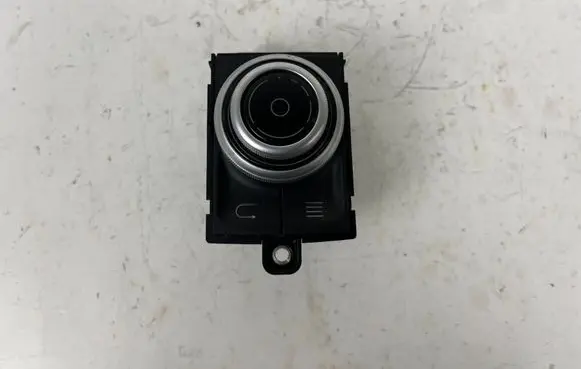 Maserati Ghibli Head unit multimedia control 670141621 06619069