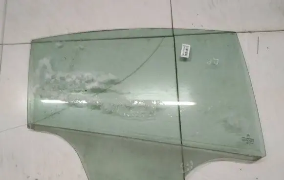 Citroen C5 Rear door window glass AS2