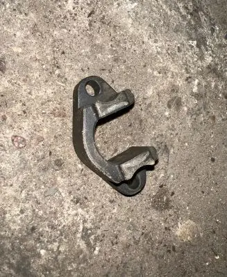 BMW 5 E39 Fuel Injector clamp holder 13537787215