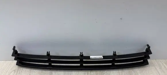 Skoda Octavia Mk2 (1Z) Front bumper lower grill 1Z0853677