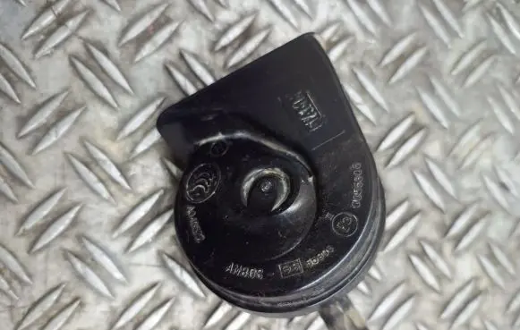 BMW 3 E90 E91 Horn signal