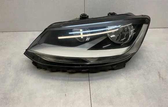 Volkswagen Sharan Headlight/headlamp 7N2941005