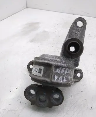Opel Meriva B Engine mount bracket 511671286 13271774