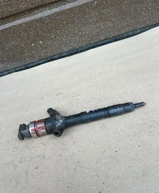 Toyota Corolla E120 E130 Fuel injector 2367000010 F771