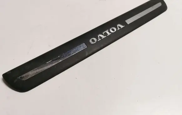 BMW 3 E90 E91 Side skirt front trim 08622671