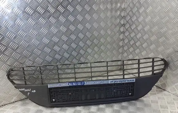 Ford Focus Front bumper lower grill 8M51-17K945-AFW