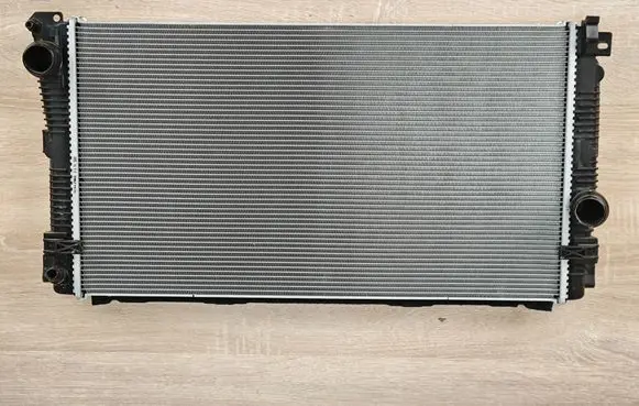 BMW 4 G22 G23 G24 G26 Coolant radiator 8593276