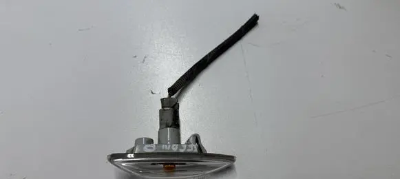 KIA Ceed Front indicator light 92304A20