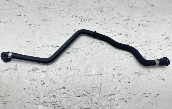 BMW 2 F22 F23 Engine coolant pipe/hose 8616530