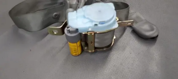KIA Carnival Front seatbelt