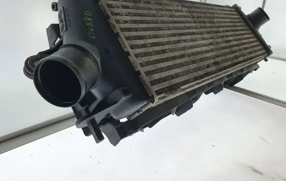 Opel Vivaro Intercooler radiator 988650BB 8200411160C