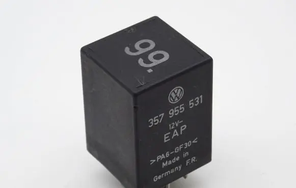 Audi A4 S4 B5 8D Other relay 357955531