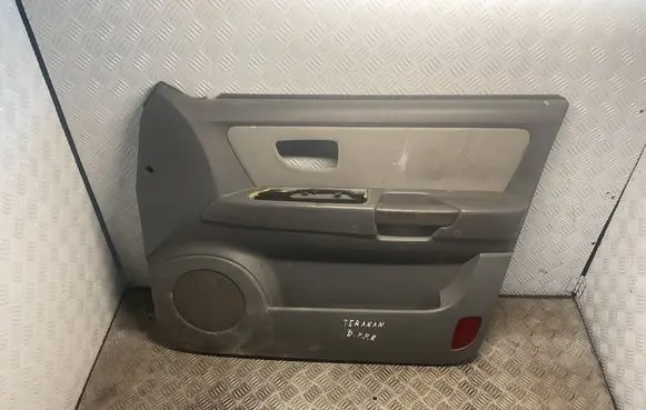Hyundai Terracan Front door card panel trim
