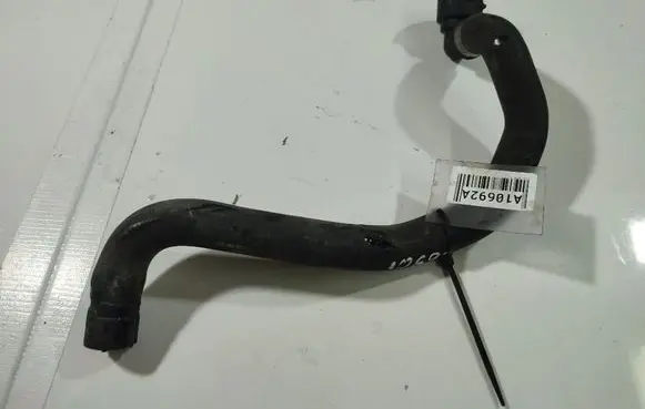Skoda Superb B5 (3U) Engine coolant pipe/hose 