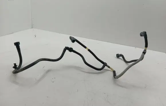 Peugeot 4007 Fuel line pipe