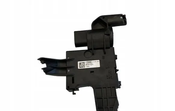 Audi Q7 4M Current control relay 4M0941823A
