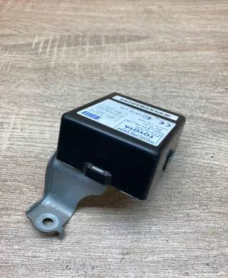Toyota Corolla Verso AR10 Door control unit/module 897410F010 61B168000