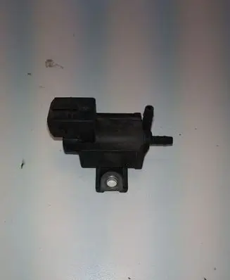 Toyota RAV 4 (XA30) Turbo solenoid valve 258600R010